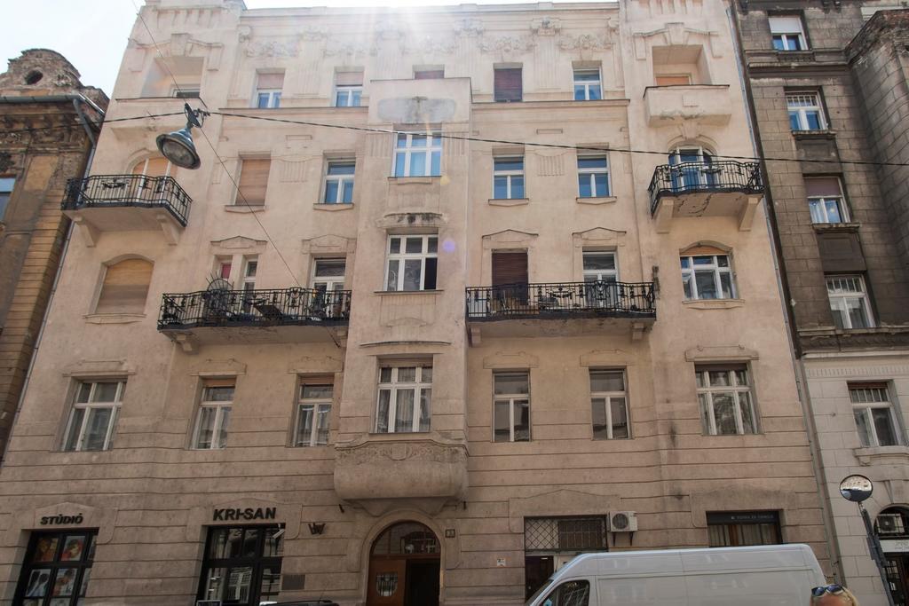 Your Home Near Parliament Budapest Exterior foto